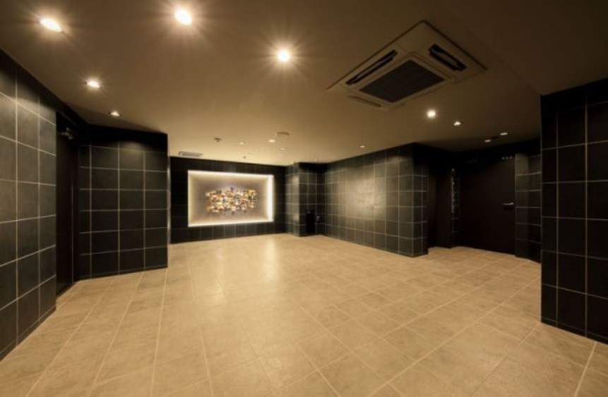 エントランス　★見学予約受付中★