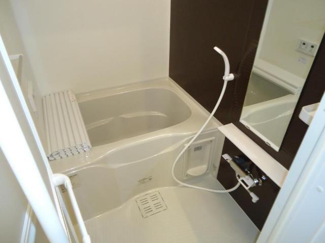 バス・シャワールーム　バス（イメージ）