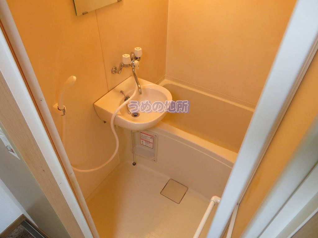 バス・シャワールーム　浴室