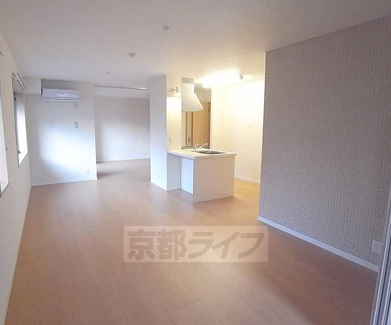 居室・リビング　広々してますよ