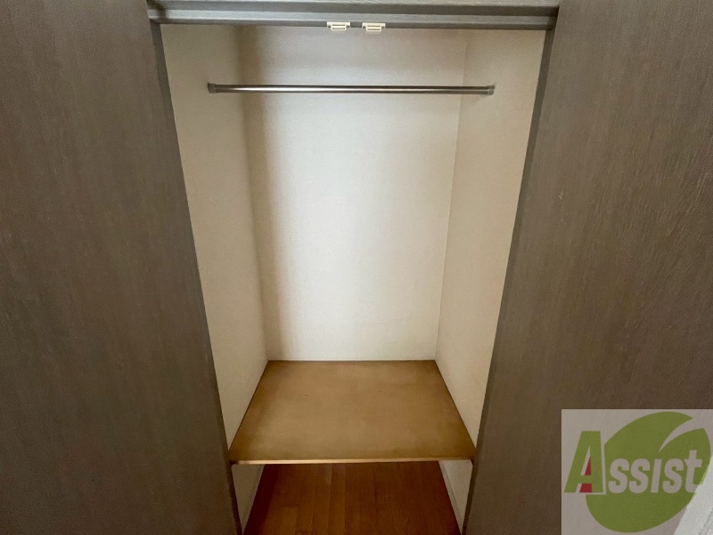 収納　クローゼットがありました。お洋服や荷物はここへ