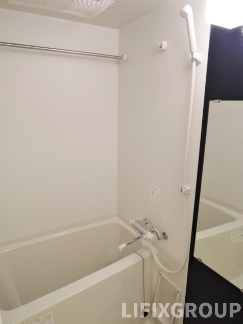 バス・シャワールーム　風呂