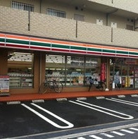 コンビニ　セブンイレブン 大阪東粉浜1丁目店（コンビニ）まで192m