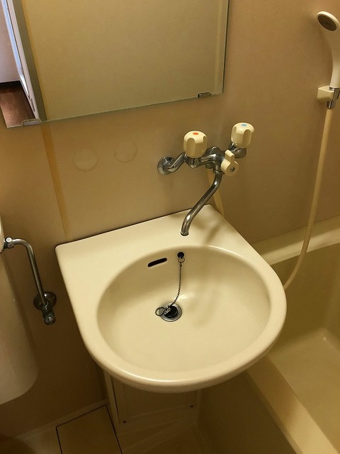 洗面設備　別部屋の写真です。