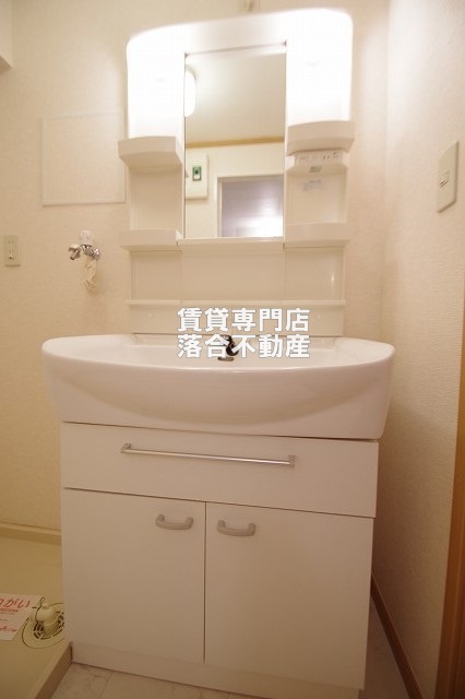 洗面設備　使いやすい独立洗面台