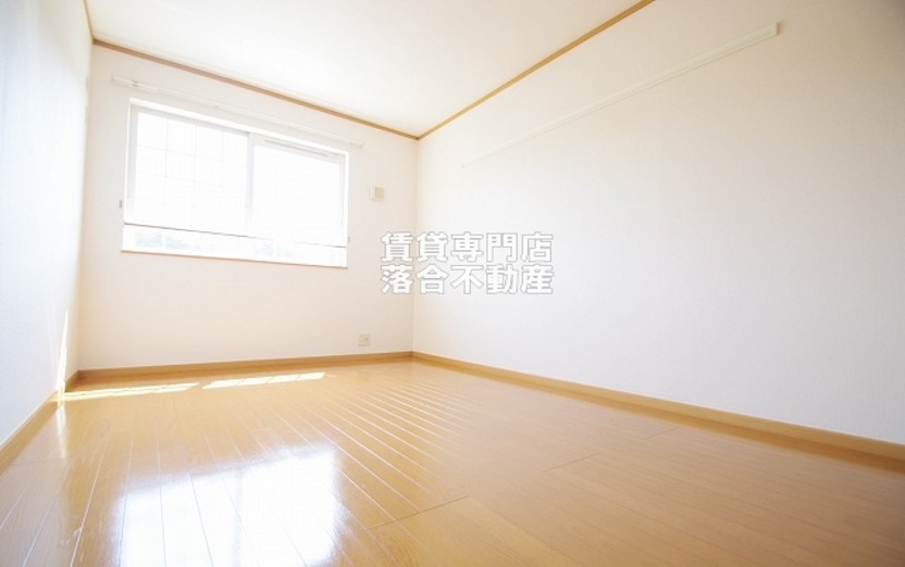 その他部屋・スペース　使い勝手のいい開放感あるお部屋