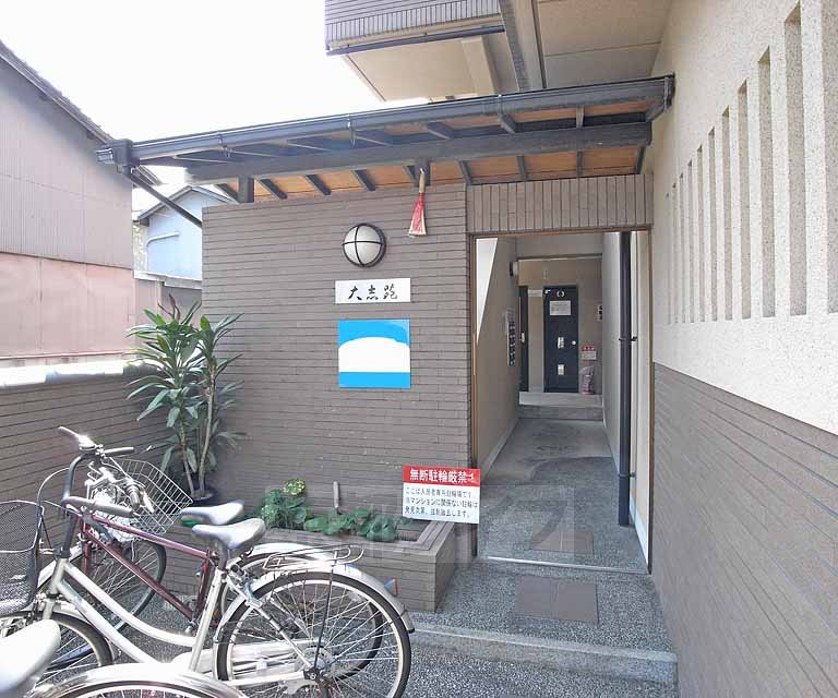 その他共有部分　建物の入口です。