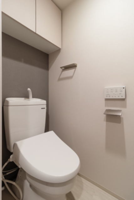 トイレ　※写真は同タイプ住戸です。