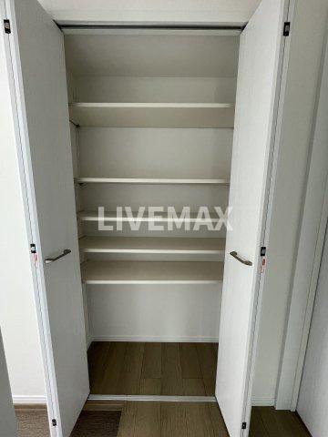 収納　シューズボックス