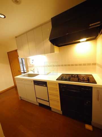 キッチン　三番町ハウス