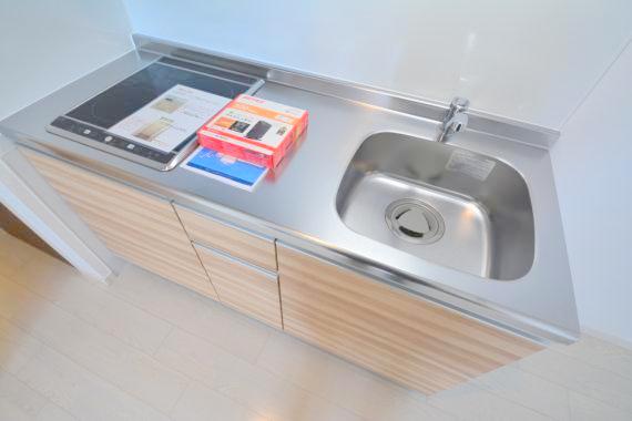 キッチン　オシャレなシステムキッチン。お料理好きには嬉しいですね。