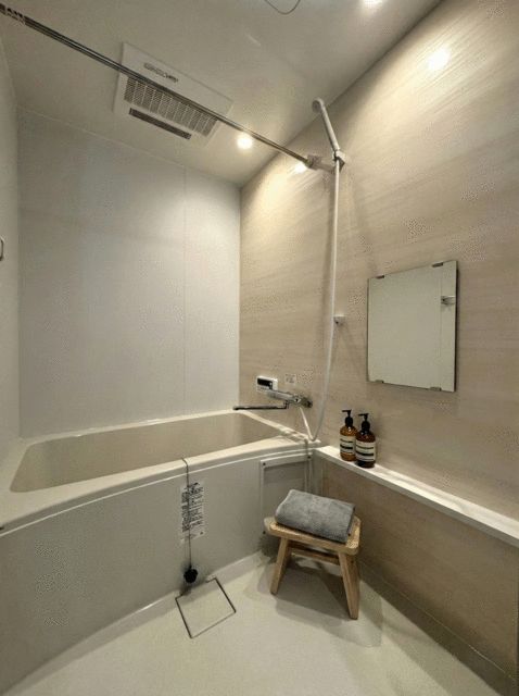 バス・シャワールーム　写真は同タイプ住居です。