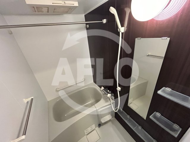 バス・シャワールーム　グローバー・グランツ阿倍野　浴室