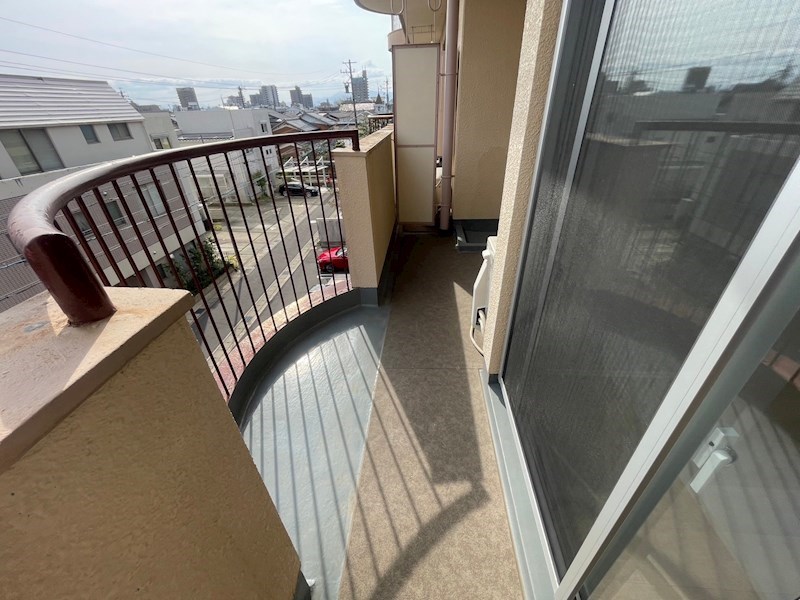 バルコニー　（同型イメージ）