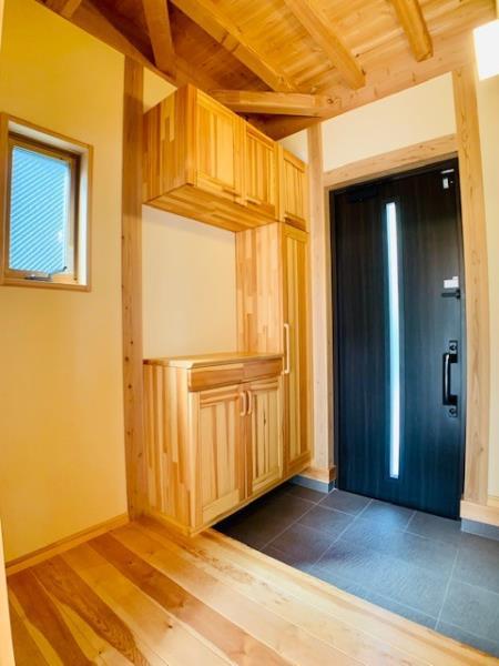 玄関　きれいな玄関です