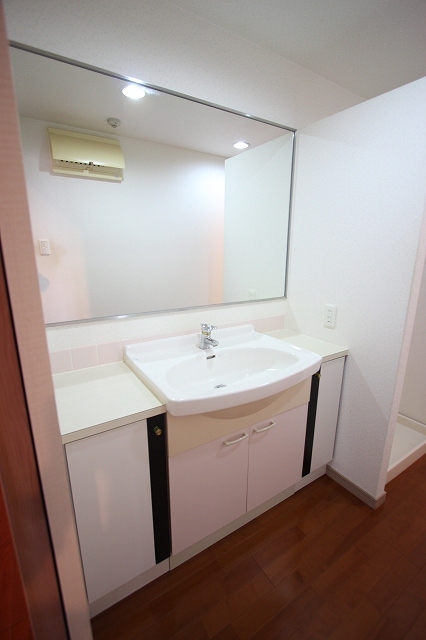 洗面設備　同物件別号室