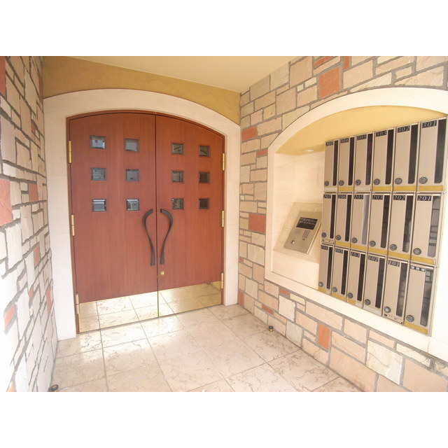 エントランス　オートロック