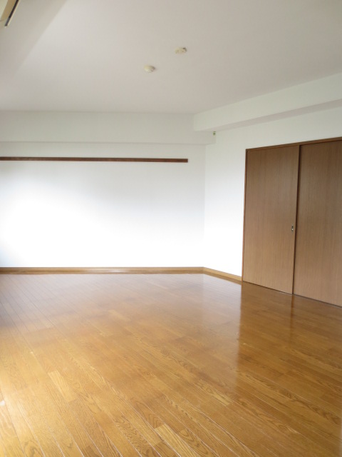 居室・リビング　※写真は別号室のものですので現状優先させていただきます。