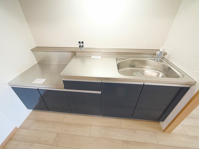 キッチン　コンパクトなキッチンで掃除もラクラク