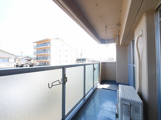 バルコニー　バルコニー付きです