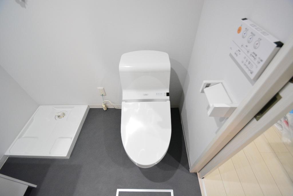 トイレ　シャワー付トイレ