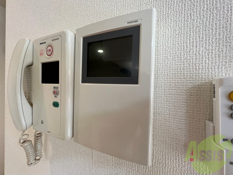 セキュリティ　インターホンは通話ができるので急な訪問があっても安心です。