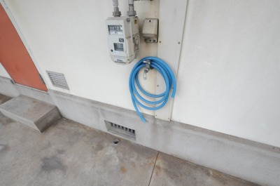 洗面設備　★室外洗濯機置場★