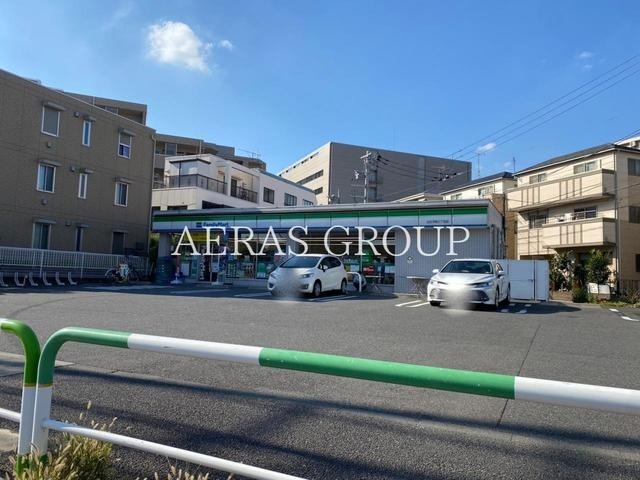 コンビニ　ファミリーマート 北区浮間三丁目店（コンビニ）まで169m