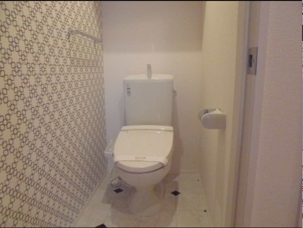 トイレ　ネット無料。コンパクトで使いやすいトイレです