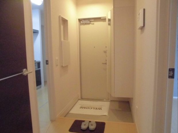 玄関　ネット無料。収納もある玄関です