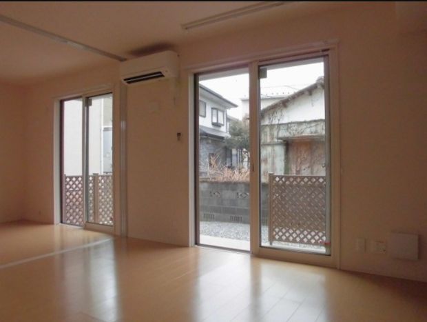 その他設備　ネット無料。エアコン付きです