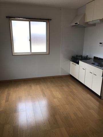 居室・リビング　※同タイプの部屋写真です