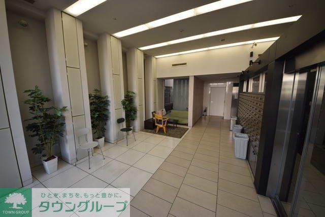 ロビー　エントランス