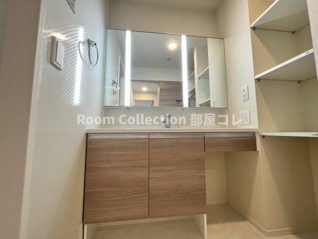 洗面設備　※同物件他部屋写真 反転の場合有