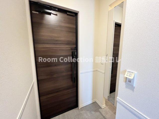 玄関　※同物件他部屋写真 反転の場合有