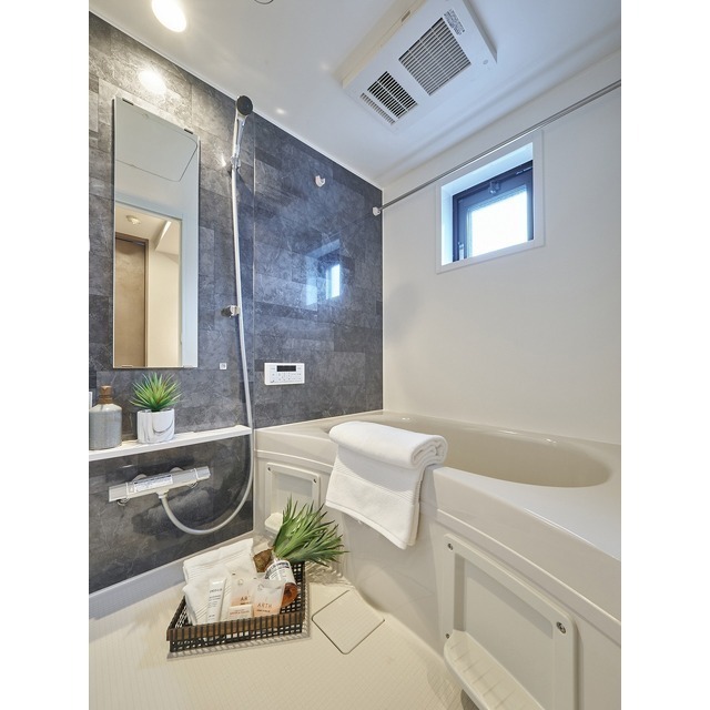 バス・シャワールーム　家具・家電の備え付けはありません