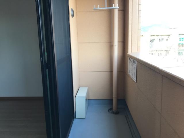 バルコニー　ベランダ