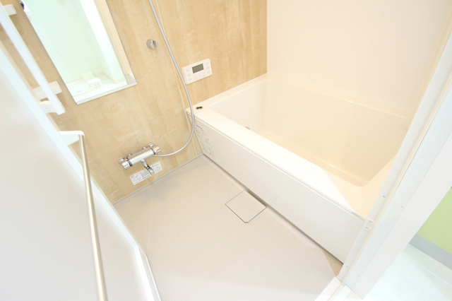 バス・シャワールーム　※別室の参考写真です