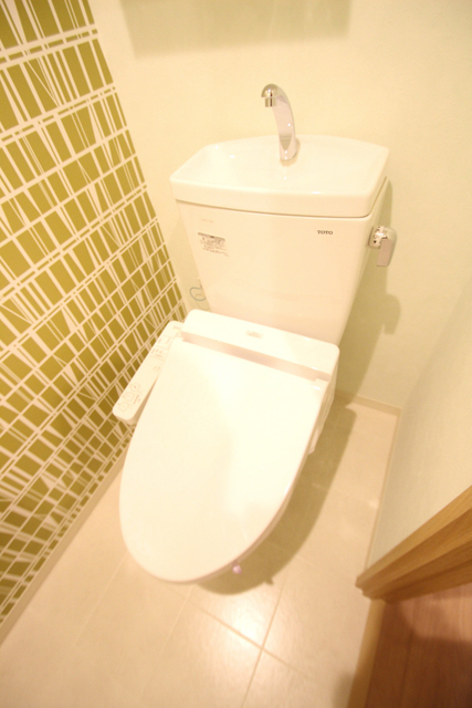 トイレ　※別室の参考写真です