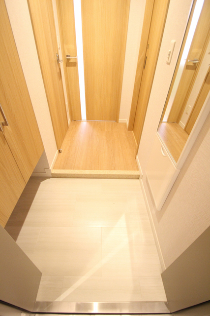 玄関　※別室の参考写真です