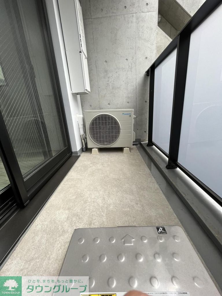 バルコニー　バルコニー