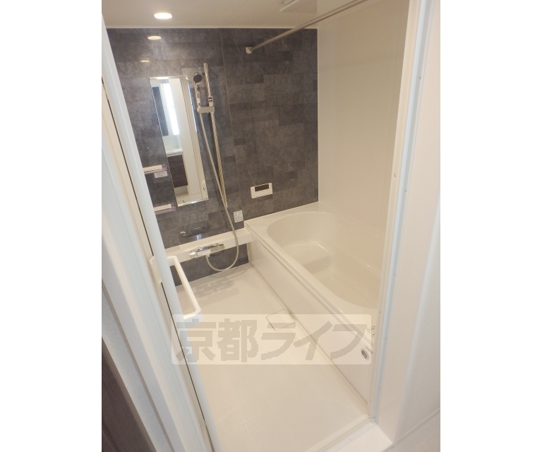 バス・シャワールーム　浴室です。