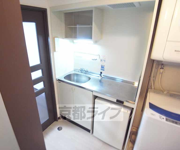 キッチン　コンパクトなキッチンです。