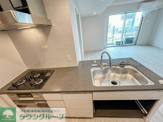 キッチン　※写真は同タイプ住戸です。