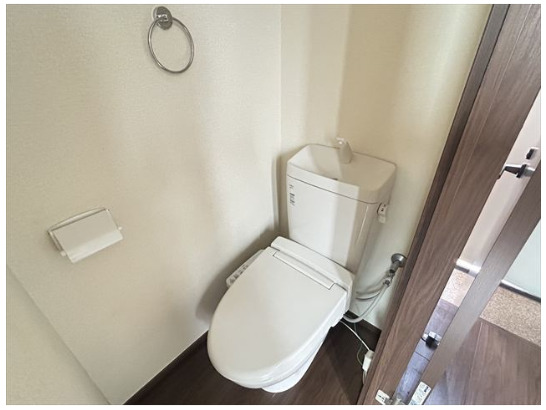 トイレ　ウォシュレットトイレ