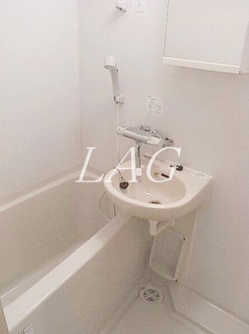 バス・シャワールーム　お風呂です。