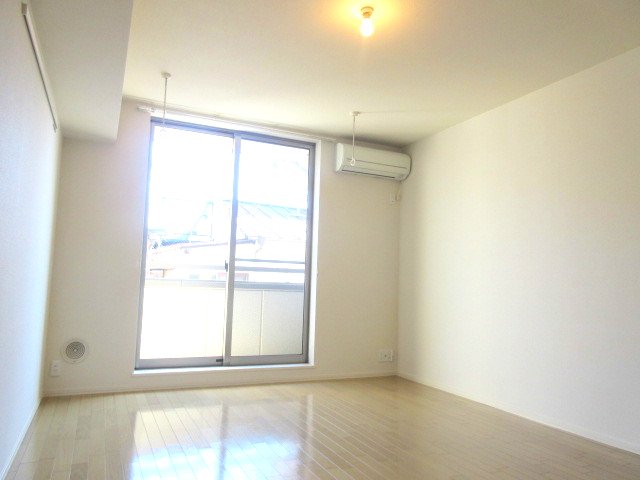 居室・リビング　★明るい綺麗なお部屋★