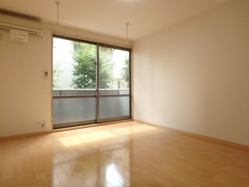 居室・リビング　図面と現状に相違がある場合には現状を優先