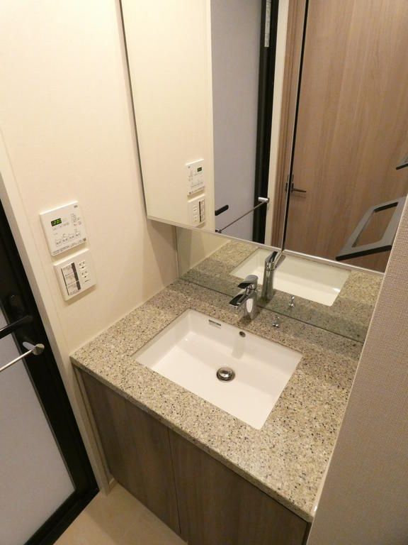 洗面設備　☆嬉しい独立洗面台☆