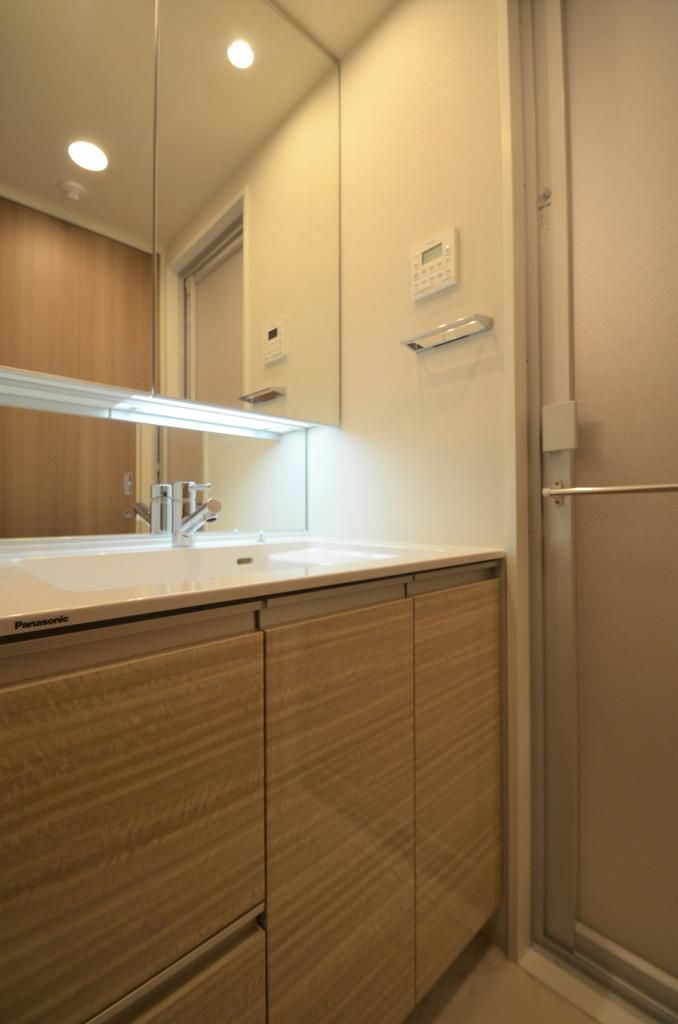 洗面設備　使いやすい洗面所です